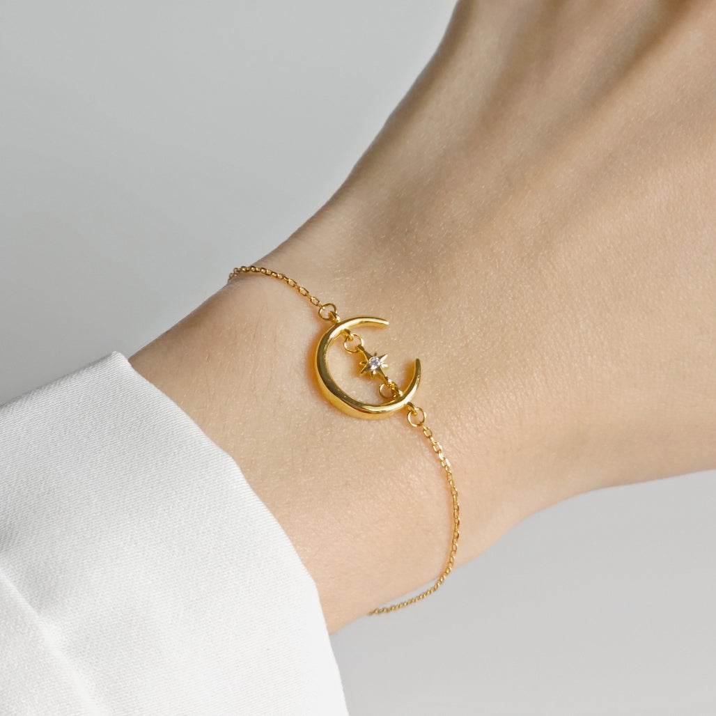Moon and Star Bracelet in Gold