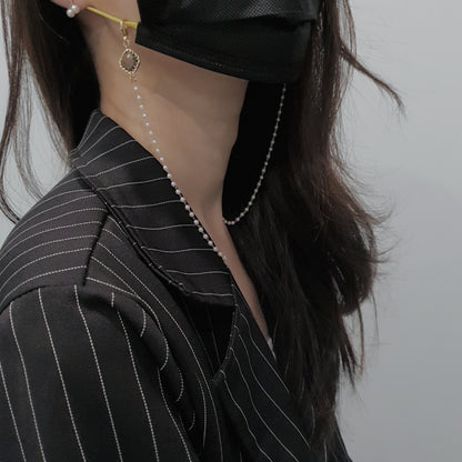 Black Gem Pearl Mask Chain