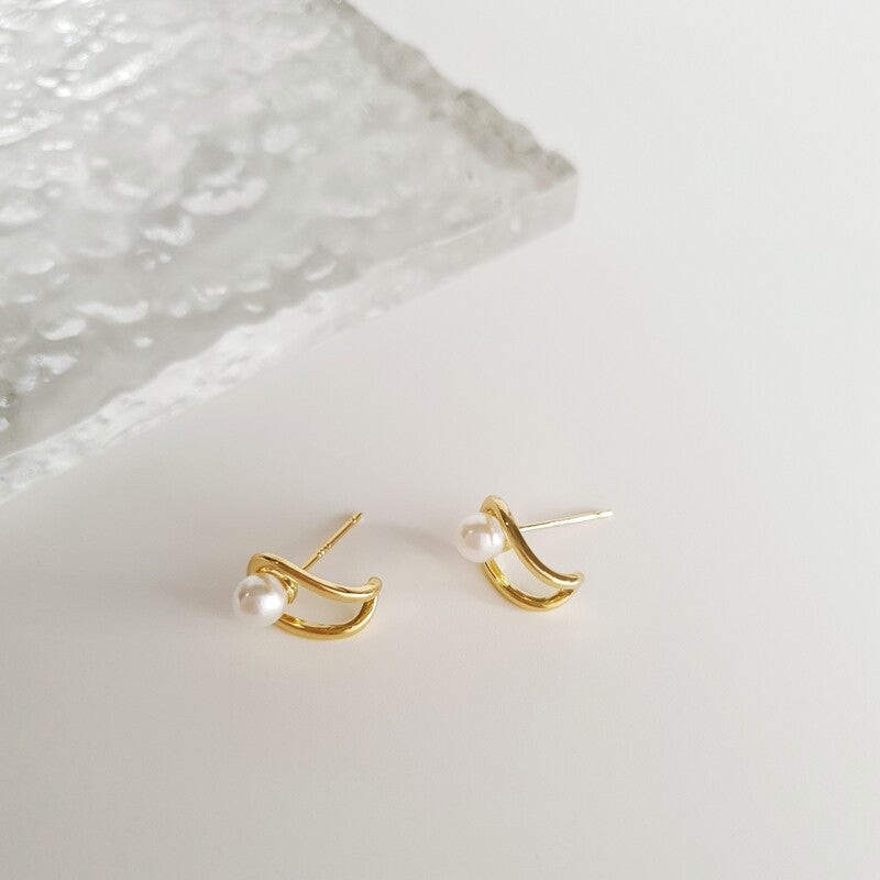 Gold J Curl Pearl Earrings